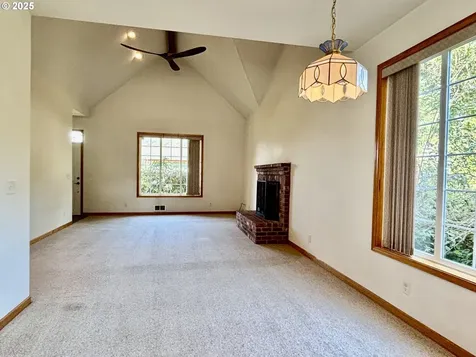 8455 S Victoria Avenue Rockaway Beach OR 97136