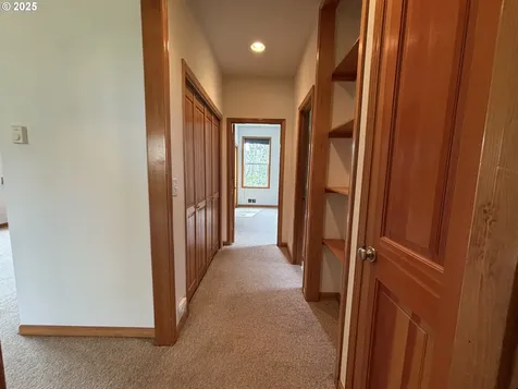 8455 S Victoria Avenue Rockaway Beach OR 97136