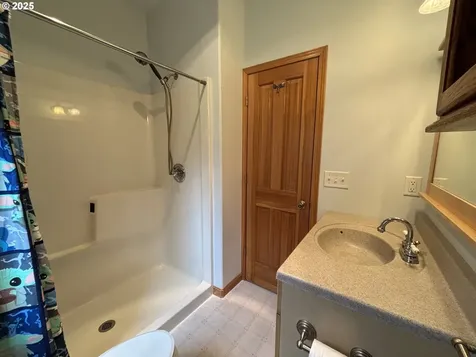 8455 S Victoria Avenue Rockaway Beach OR 97136