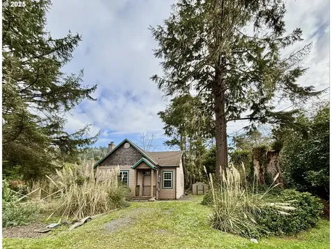 8455 S Victoria Avenue Rockaway Beach OR 97136