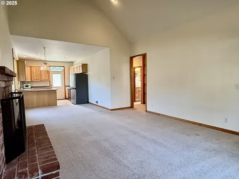 8455 S Victoria Avenue Rockaway Beach OR 97136