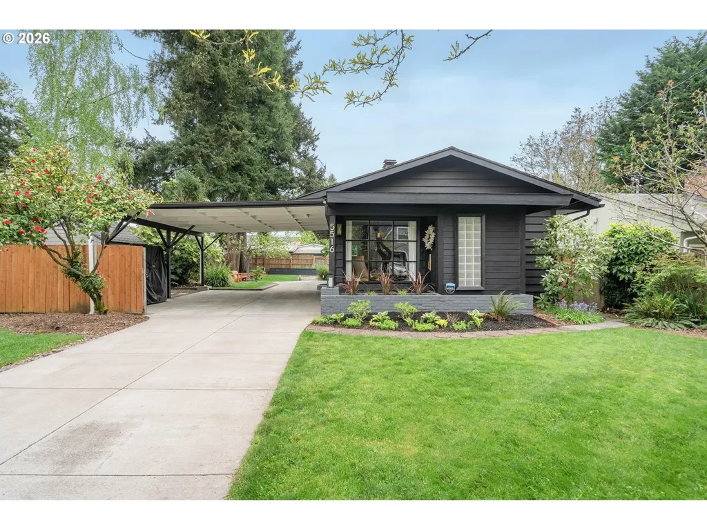 5516 SE Steele Street Portland OR 97206