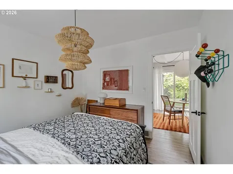 5516 SE Steele Street Portland OR 97206