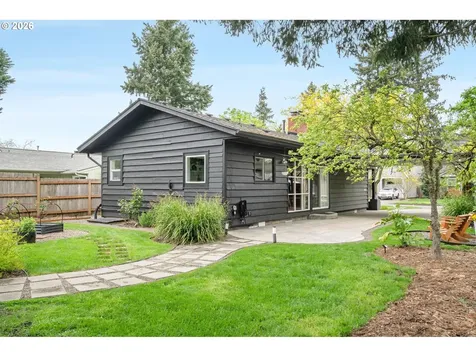 5516 SE Steele Street Portland OR 97206