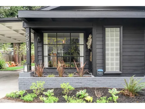 5516 SE Steele Street Portland OR 97206