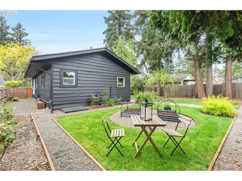 5516 SE Steele Street Portland OR 97206