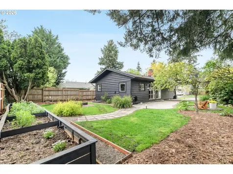 5516 SE Steele Street Portland OR 97206