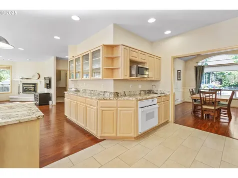 10309 SE 16th Street Vancouver WA 98664