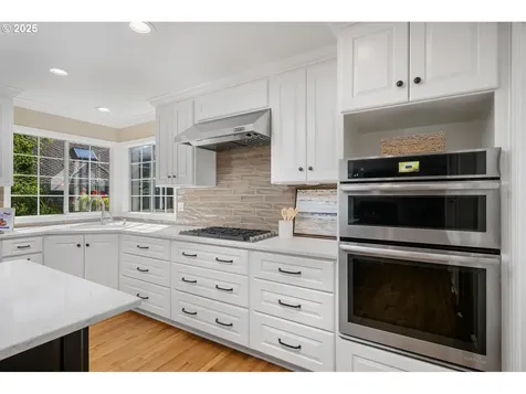 13753 Provincial Hill Drive Lake Oswego OR 97035