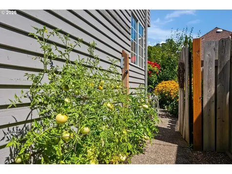 13753 Provincial Hill Drive Lake Oswego OR 97035