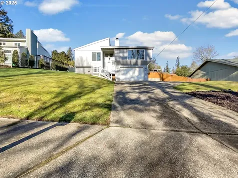 2357 SE Regner Road Gresham OR 97080