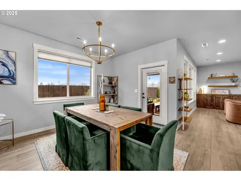 825 S Goose Loop Ridgefield WA 98642
