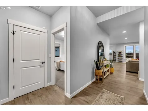 825 S Goose Loop Ridgefield WA 98642
