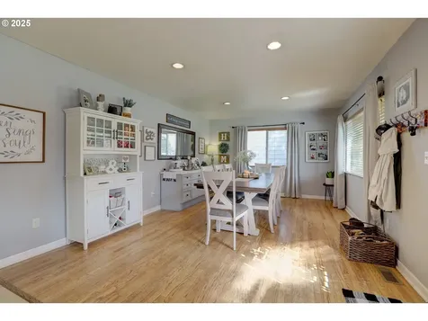 419 W 14th Street The Dalles OR 97058