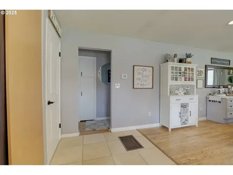 419 W 14th Street The Dalles OR 97058