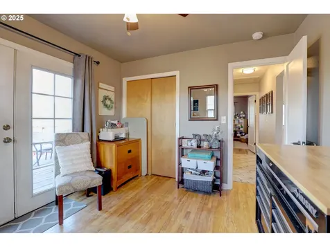 419 W 14th Street The Dalles OR 97058