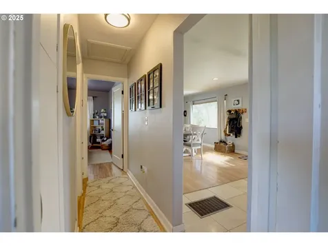 419 W 14th Street The Dalles OR 97058