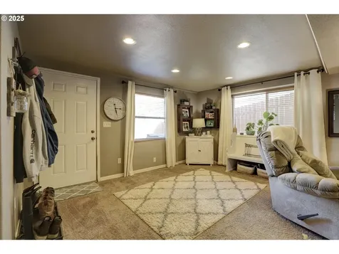 419 W 14th Street The Dalles OR 97058
