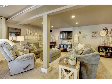 419 W 14th Street The Dalles OR 97058