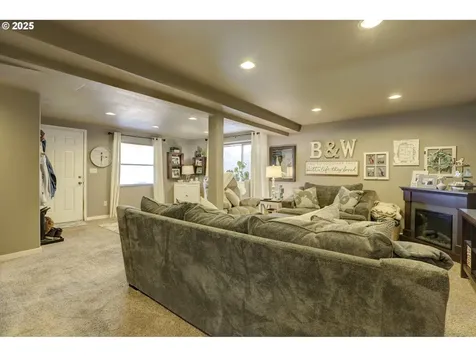 419 W 14th Street The Dalles OR 97058