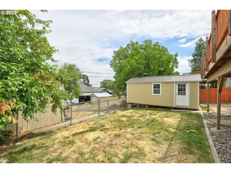419 W 14th Street The Dalles OR 97058
