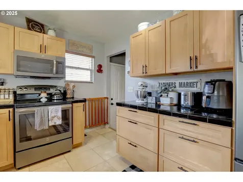 419 W 14th Street The Dalles OR 97058
