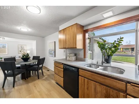 2326 SW Mcginnis Avenue Troutdale OR 97060