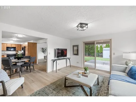 2326 SW Mcginnis Avenue Troutdale OR 97060