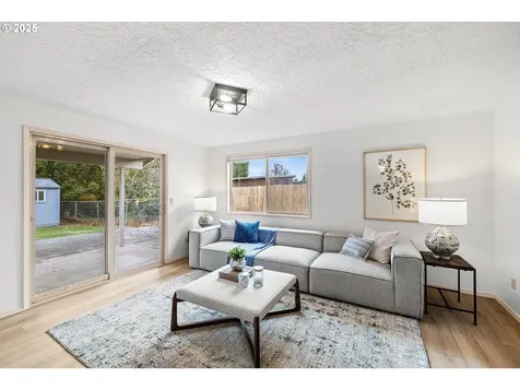 2326 SW Mcginnis Avenue Troutdale OR 97060