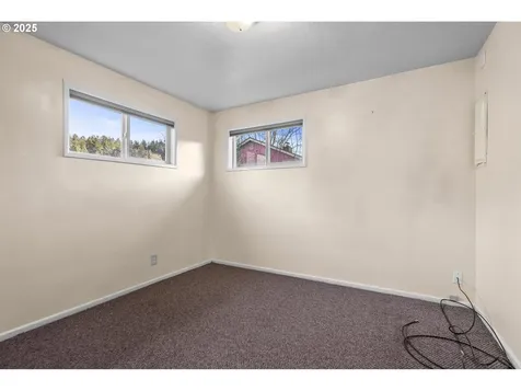 3875 E Amazon Drive Eugene OR 97405