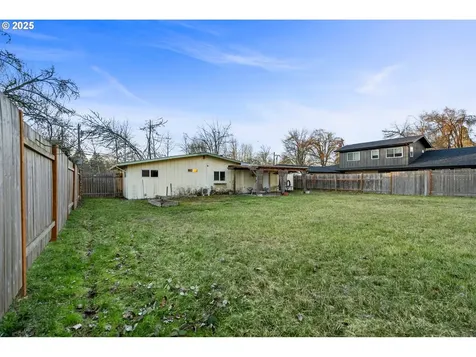 3875 E Amazon Drive Eugene OR 97405
