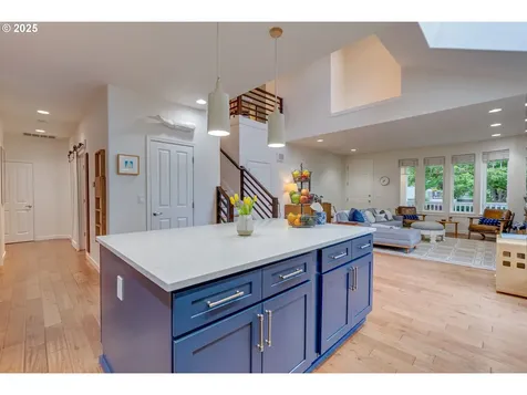 2531 NW Marsden Place Portland OR 97229