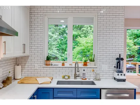 2531 NW Marsden Place Portland OR 97229