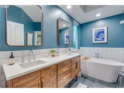 2531 NW Marsden Place Portland OR 97229