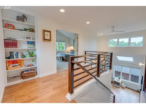 2531 NW Marsden Place Portland OR 97229