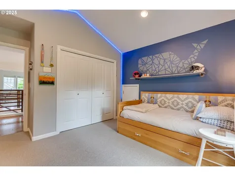 2531 NW Marsden Place Portland OR 97229