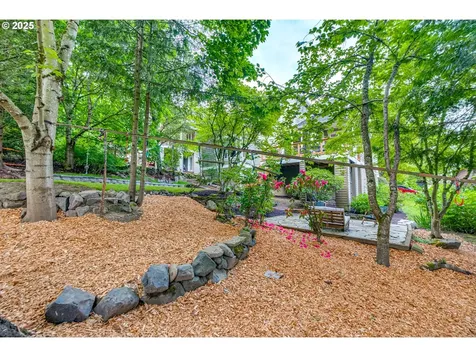 2531 NW Marsden Place Portland OR 97229