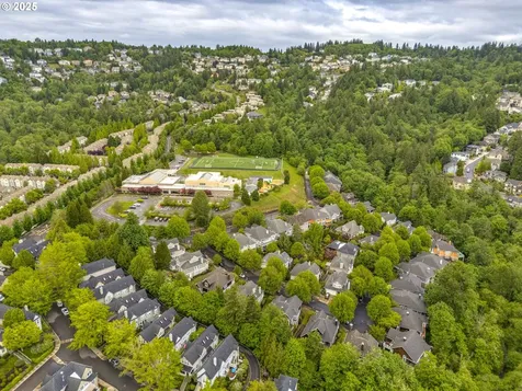 2531 NW Marsden Place Portland OR 97229
