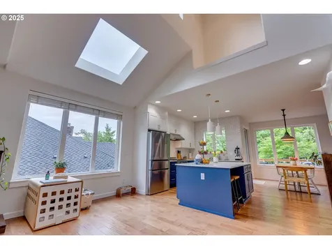 2531 NW Marsden Place Portland OR 97229