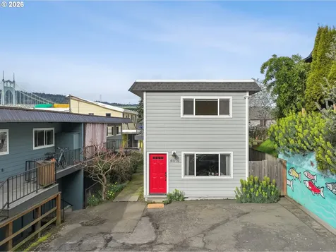 6919 N Leavitt Avenue Portland OR 97203