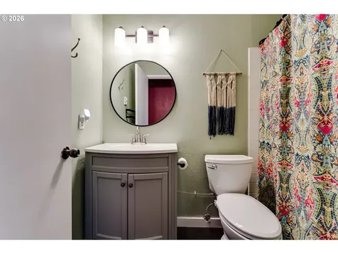 3958 Pam Street Eugene OR 97402