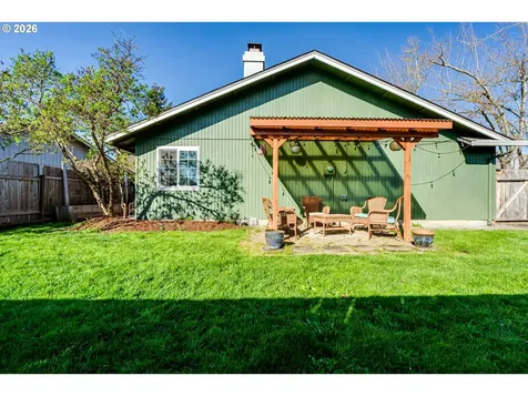 3958 Pam Street Eugene OR 97402