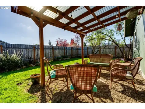 3958 Pam Street Eugene OR 97402