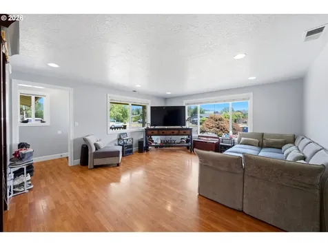 1805 N Libra Street Newberg OR 97132