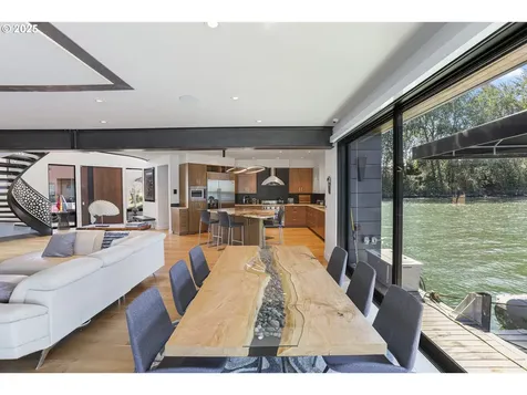 3939 N Marine Drive Portland OR 97217