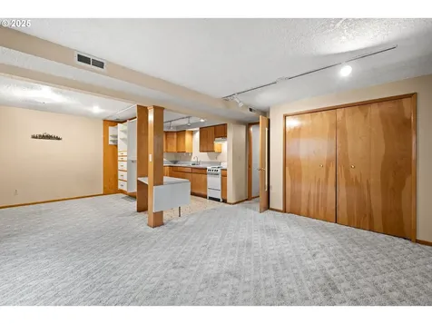 16615 S Annette Drive Oregon City OR 97045