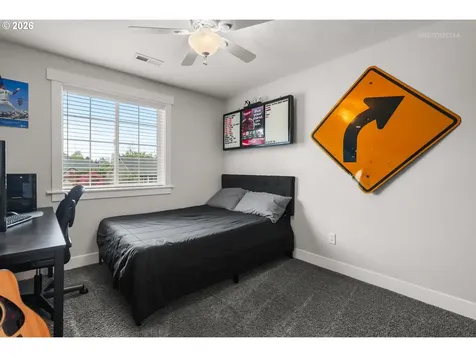 1405 NE 14th Place Canby OR 97013