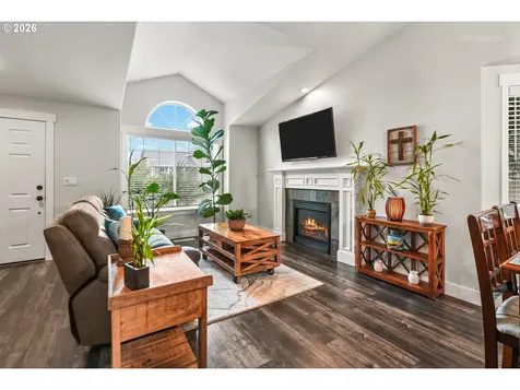 1405 NE 14th Place Canby OR 97013