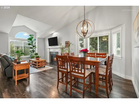 1405 NE 14th Place Canby OR 97013