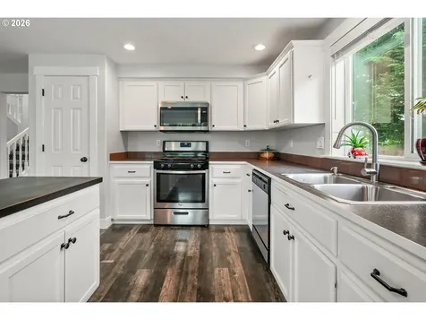 1405 NE 14th Place Canby OR 97013